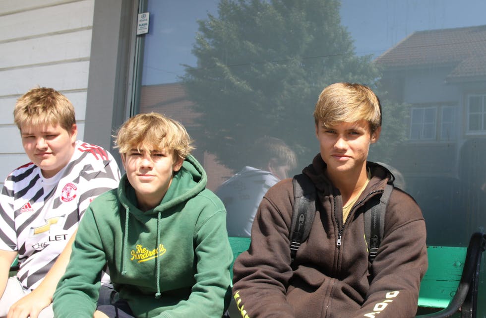 Sondre Dalen Vetland (17), William Skugstad (17) og Kevin Grindrud (16). 