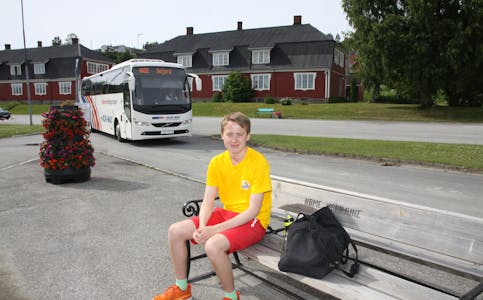 Eskil Kleppo Thorsen er glad for at bussbillettene skal bli billigere. 