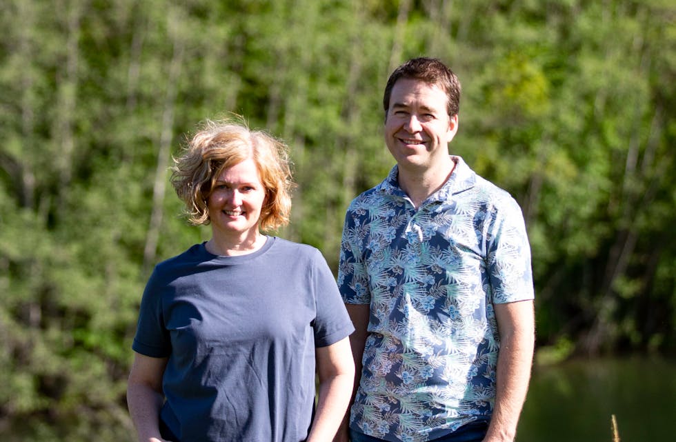 Bodil og Olav Tveitan ønsker å satse på skogshotell.  