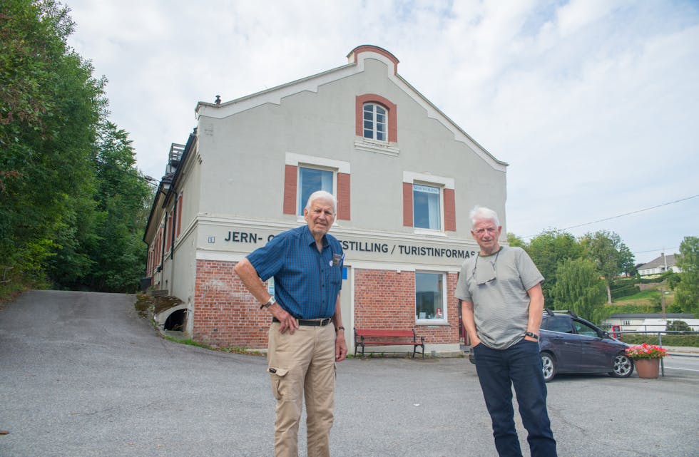 Holla Historielag med Ole Moen og Rune Vibeto i spissen, lanserer spennende planer for det gamle bankbygget ved Ulefoss sluse. 