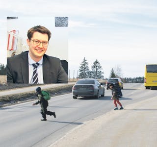 Skolebarna i Eidsbygda må fortsatt krysse veien når de går av skolebussen. Det vil Tor Erik Baksås ha slutt på. 