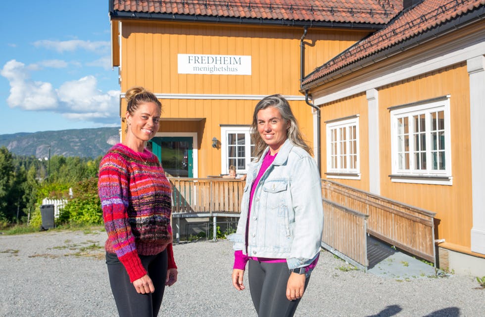 Birgitte Sørdal og Linda Thorstensen starter ungdomsklubb på Fredheim. Her skal de unge være med å forme sitt eget tilbud. Dørene åpner 30. september.