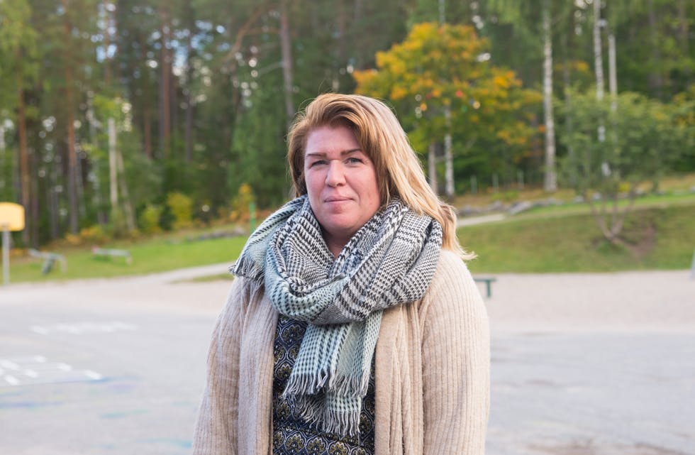 Maria Halland (41)
bor på Kleppe med samboer og en sønn.
Hun er oppvokst på Svenseid, og utdannet musiker og grunnskolelærer. Nå er hun aktuell med konsert i Flåbygd kirke, 16. oktober.
