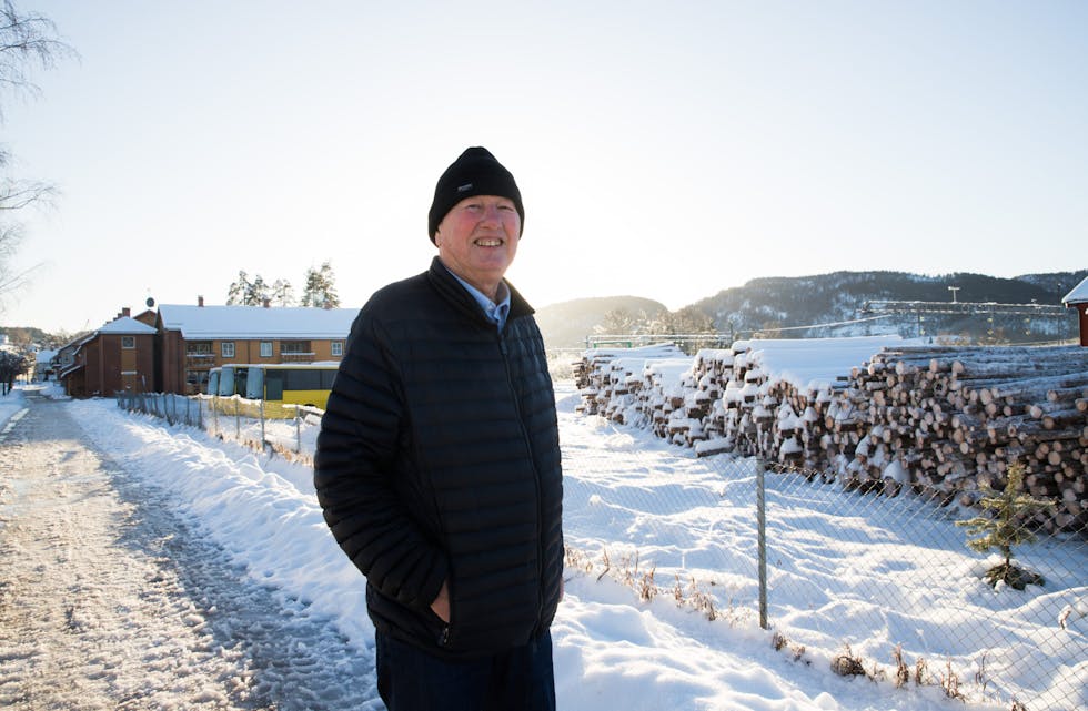 Olav Ajer vil ha bygging av omsorgsboliger på tømmerterminaltomta. 