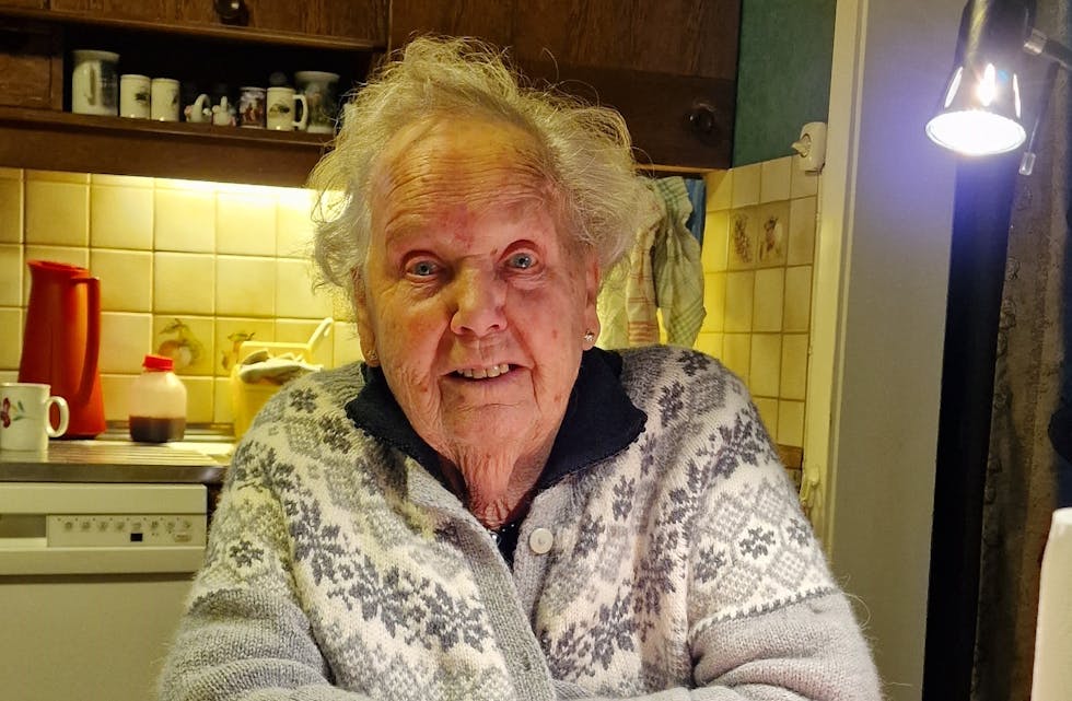 Bodde i sentrum. Anne Marie «Tulla» Dalen (95) var 13 år da krigen i Norge brøt ut. Hun har bodd hele sitt liv på Bjervamoen i Lunde og husker godt krigsjulen, sammen med seks søsken. 