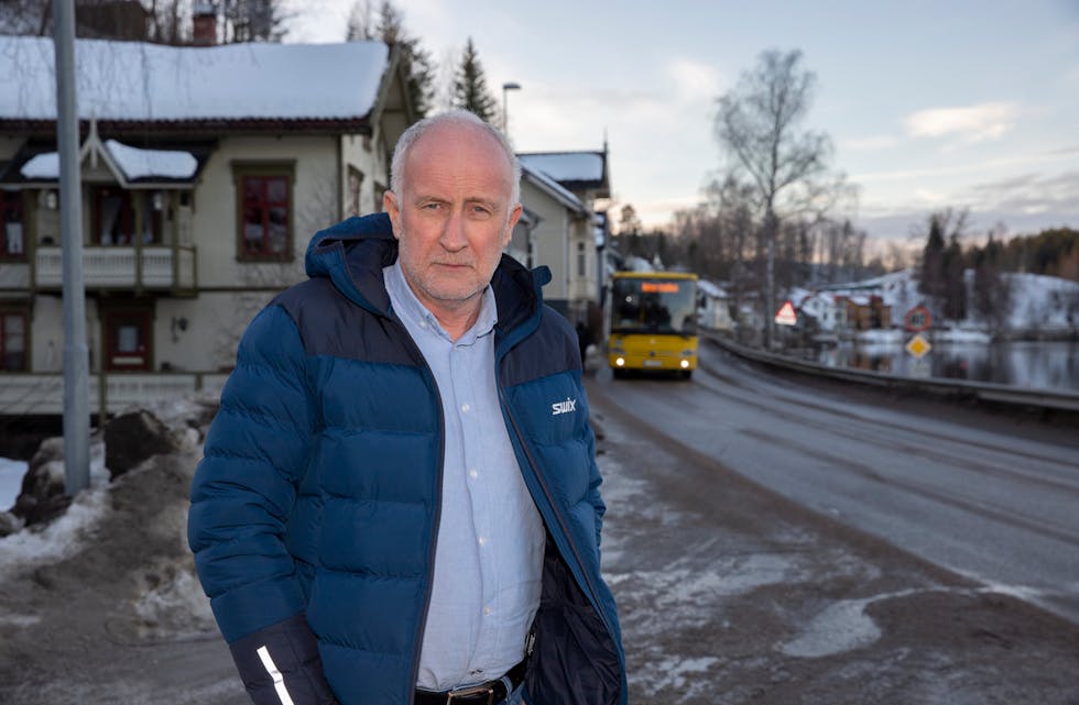 Godt håp, men: Tidligere Nome-ordfører Jan Thorsen er den som mer enn noen har engasjert seg for en ny veg til erstatning for Lannaveien. - Jeg senker ikke skuldrene før gravemaskinene er i gang, sier han.
