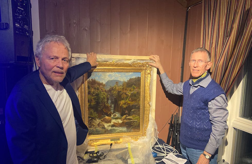 Tommy Sørbø og Bjørn Werner Nilsen med maleri av Eckserberg.