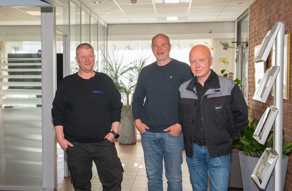 Rolf Teigen, Bjørnar Heimholt og Joar Ajer kan fortelle om gode tider på Bandak, men rekruttering er en stor utfordring. 