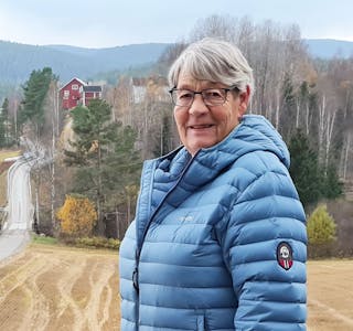 PÅ’N IGJEN: Dordi Norheim (73) er klar for å riste liv i Donk igjen, og er glad for alle som har meldt seg med på dugnaden. 