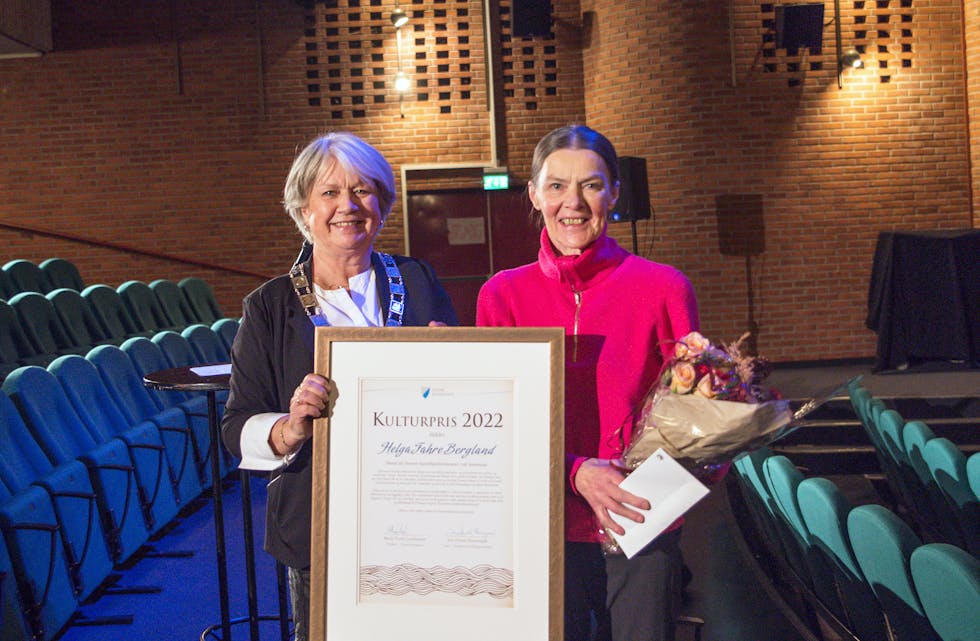 FJORÅRETS VINNER: Kulturprisen for 2022 gikk til Helga Fahre Bergland. Nå er det nye muligheter! (Foto: Hege Dorholt)