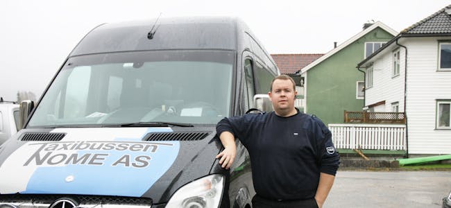 Daglig leder i Taxibussen Nome AS, Vidar Jørgensen, bekrefter at selskapet legges ned (Arkivfoto).