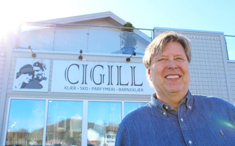 SER FRAMOVER: Paal Andersen er optimist med tanke på framtida til familiebedriften Cigill. 