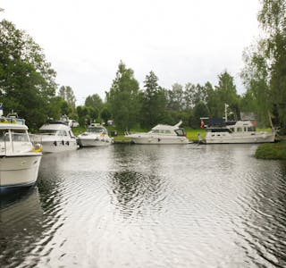 Hvis du er interessert i å ta båtførerkurs denne våren, vil kommunen vite det (foto: arkivbilde fra Lunde sluse). 